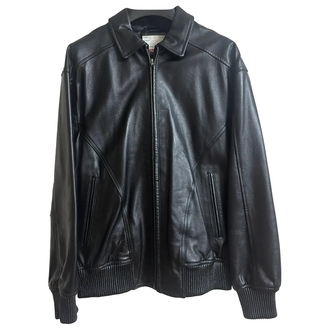 Vintage vs. Modern: Which Leather Jacket Style Reigns Supreme?