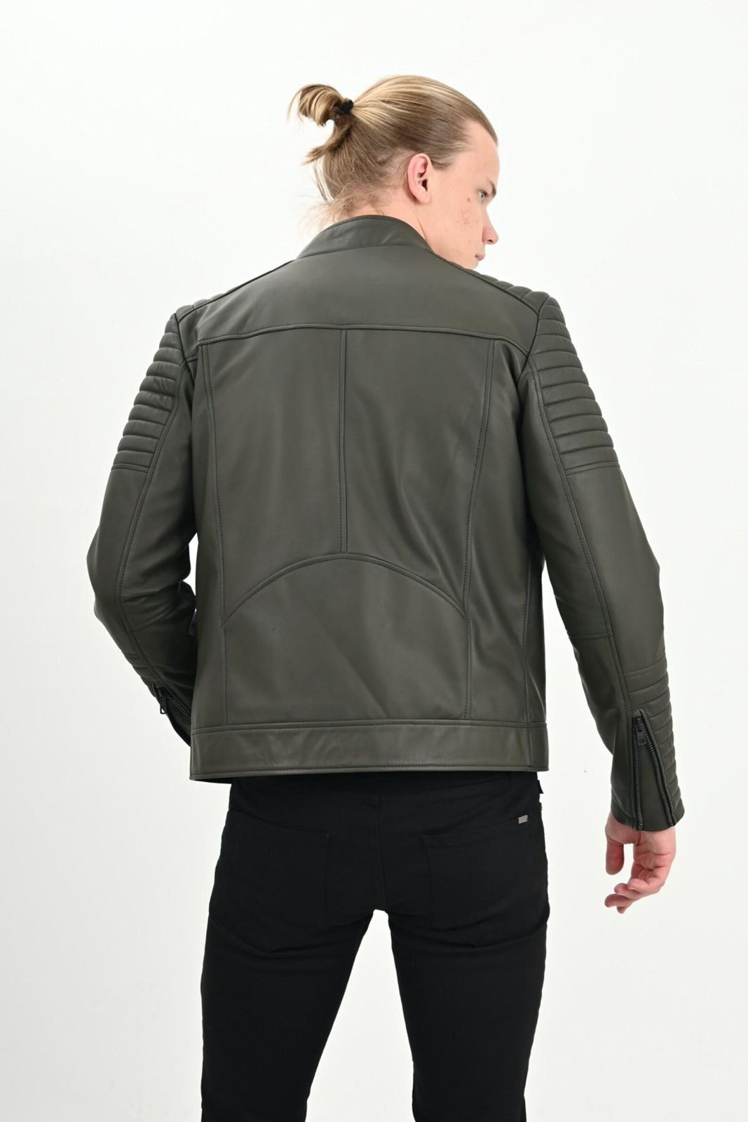 Sandor Slim Fit Men’s Genuine Leather Jacket – Modern Tailored Style
